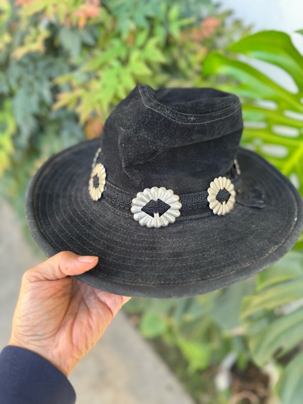 Vtg Henschel Black Leather Western Concho Hat
